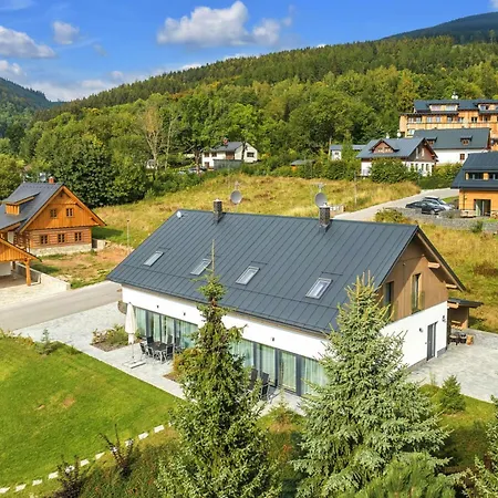 Villa Comfortable With Beautiful View Cerny Dul